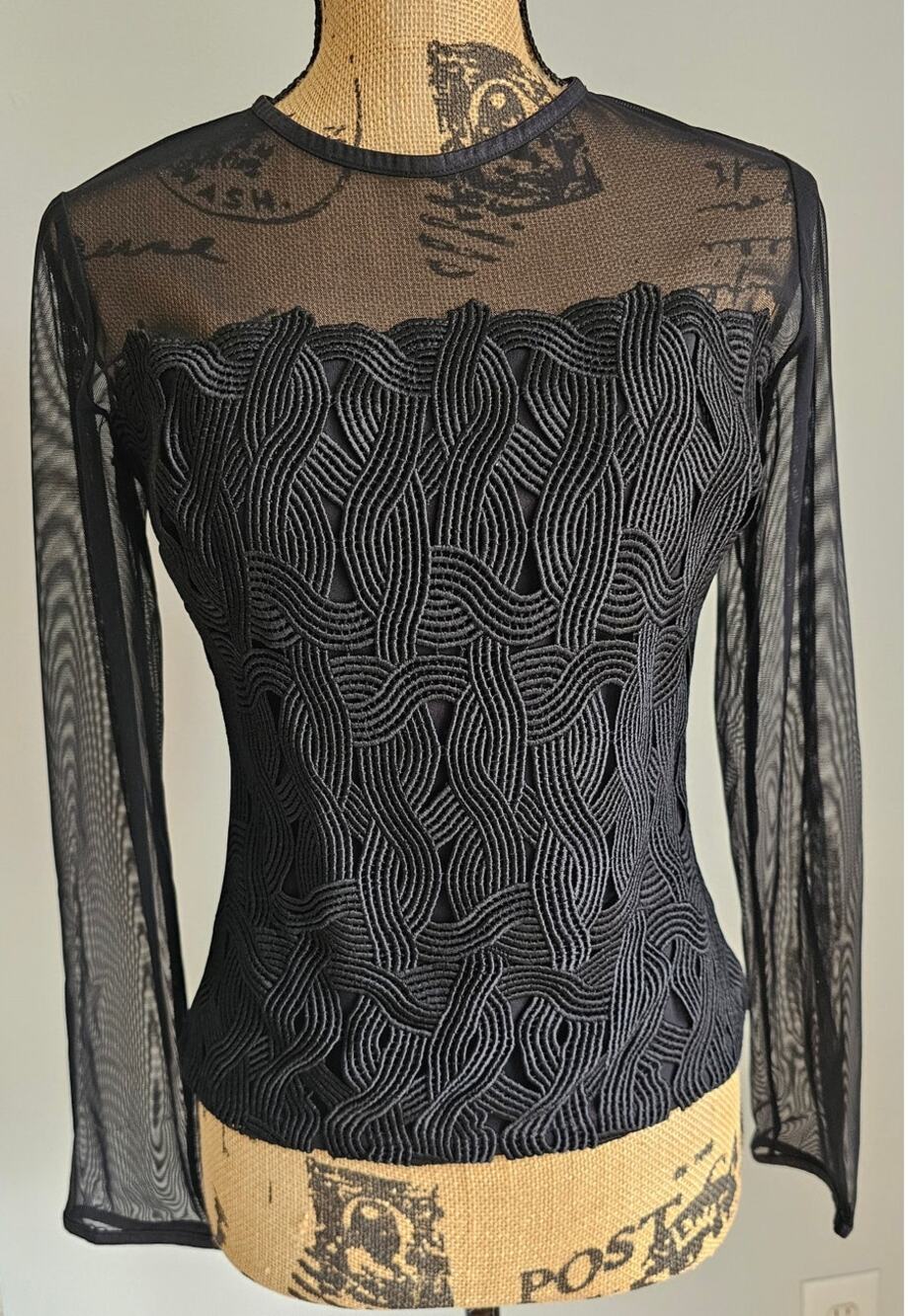 Flora Nikrooz Sheer Embroidered Top Black Sheer Mesh Long Sleeve Textured Sz M